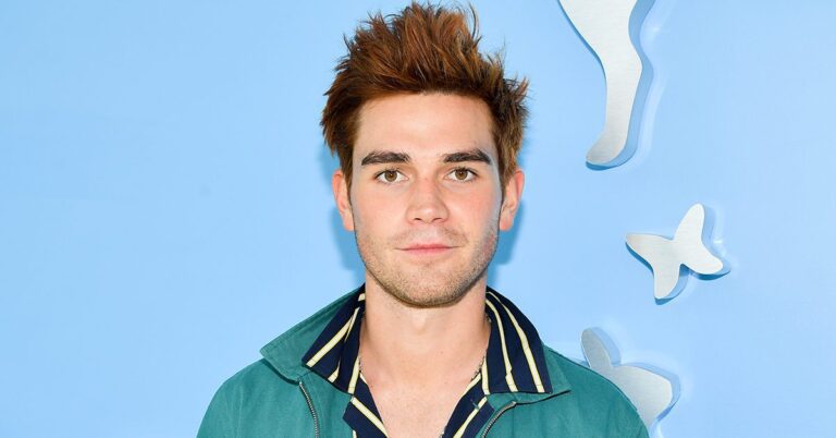 KJ Apa Is Now A Samoan Chief - POPSTAR!